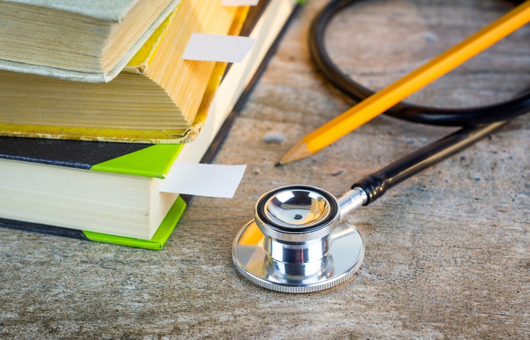 How does PhysioVeda Academics work with medical textbooks stethoscope and structured healthcare revision